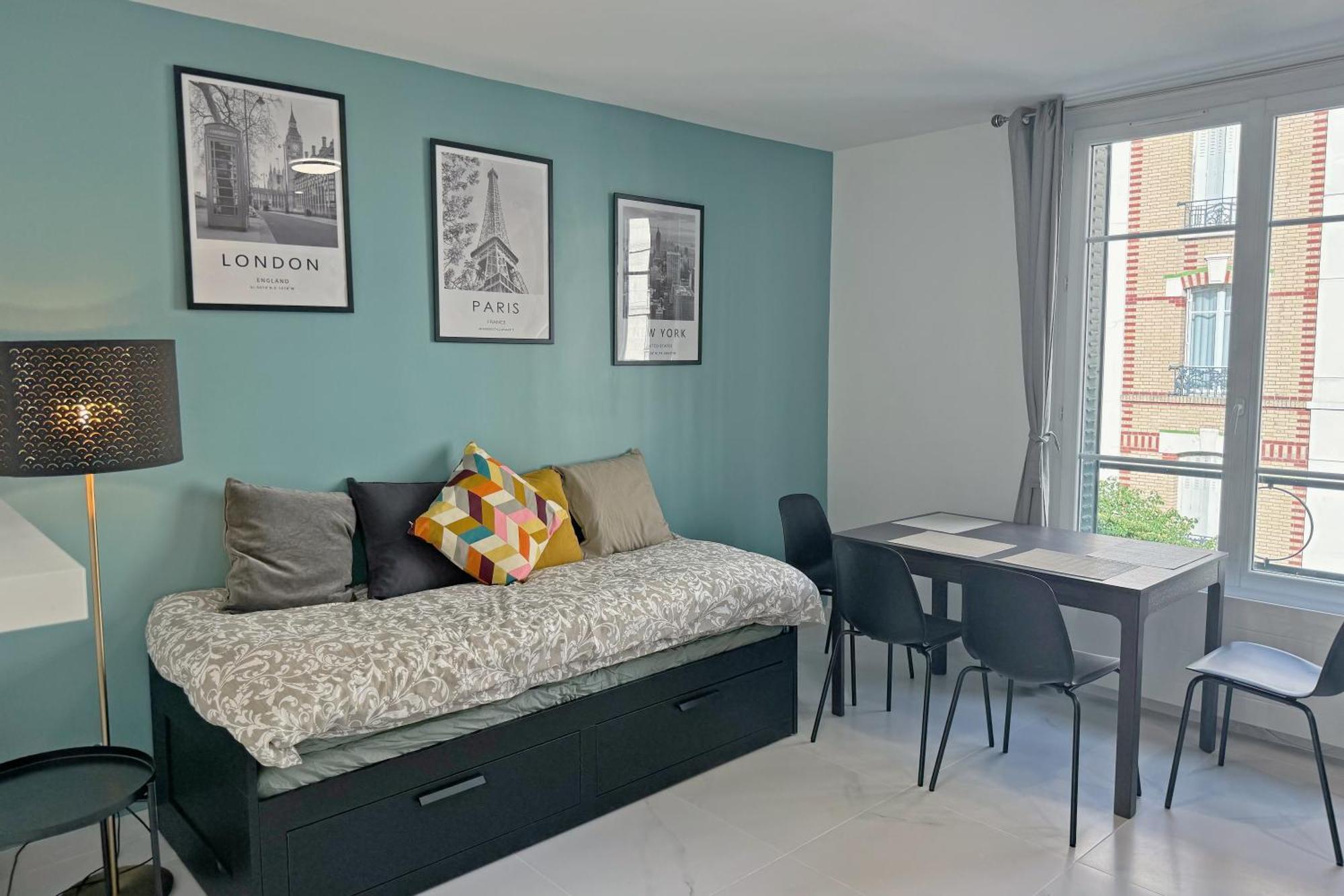 Cozy Paris Gateway Groups With Free Parking *